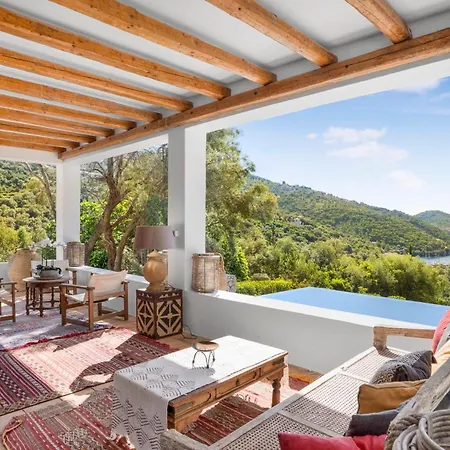 Viviere -nestled Just 100 Meters Above The Charming Village Of